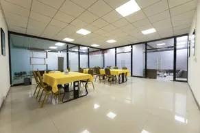 Romantic Theme Hotel Guangzhou - Image 4