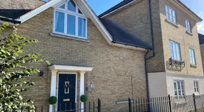 Modern Spacious Flat In Ipswich - Sleeps 6 - Parking - Image 3