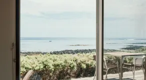 Hearns Beachside Villa 8 - Image 3