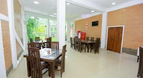 Hotel Varsha - Image 5