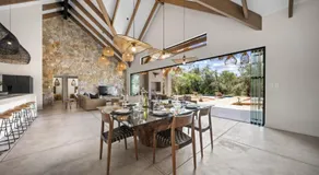 Kimbilia Luxury Villa - Image 2