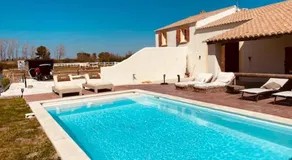 Mas Lou Caloun - Chambre d'Hôte face à la piscine en Camargue - Les Saintes Maries de la Mer - Image 4