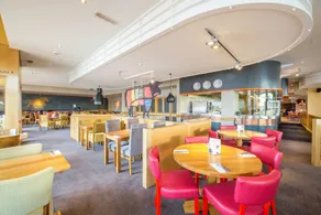 Premier Inn Swansea Waterfront - Image 5