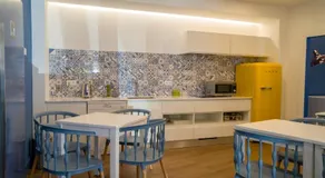 ZIGZAG HOSTEL - Image 4