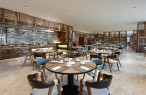Discovery Hotel - Image 4