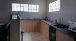 Getaway Self-Catering Tyger Valley - Image 3