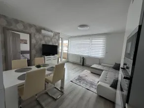 Bajcsy corner apartment FREE PARKING - Image 3