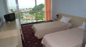Family hotel Paradise - Image 2