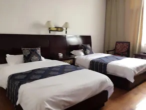 Weishan New Hotel - Image 2