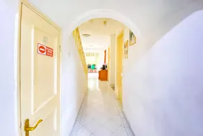 RedDoorz Near Taman Bunga Nusantara 2 - Image 4