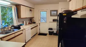 Cozy 3 Bedroom House in Downtown Ithaca - Image 4