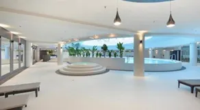 Hanza Tower DIAMOND 24 SPA & Pool & Sauna & Jacussi - Image 4