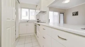 Parklea Unit 9 - Image 3