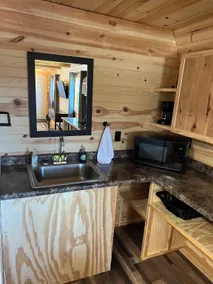 Pine Haven Lodging - Image 2