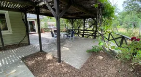 Vans Yosemite Garden Cottage - Image 5