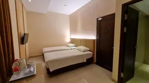 Dominic Hotel  Purwokerto - Image 2