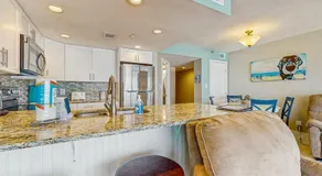 Cabana Club 208 - Image 5