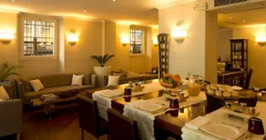 TownHouse 33 Boutique Hotel - Image 3