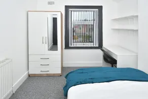 Townhouse @ 202 Walthall Street Crewe - Image 5