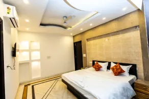 5BHK Namastey Homes Service Apartment - Image 5