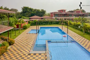 Green House Resort by Privy Stays - Image 2