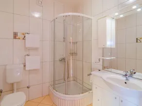 Pansion Villa Antonio - Two Bedroom Suite Family 10 - Image 4