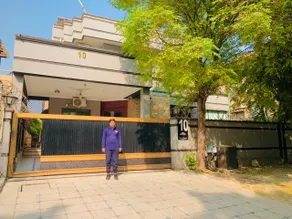 Hayat Grand Guest House - Image 4