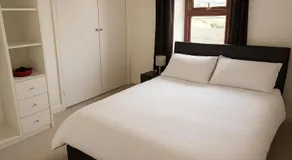 Central Cornwall Stay - Image 2