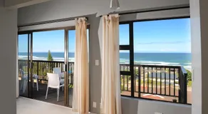 Sea La Vie Beach House - Image 3