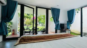 La Y Riverview - Image 2