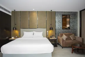Yancheng Hotel Huaiji - Image 2