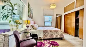 Main Level 2nd Floor House with 2 Queen Bedrooms and Extra Sofa Bed Located 10 minutes from SeaTac Airport and 20 minutes from Downtown - Image 2