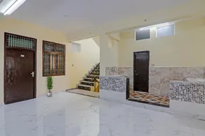 Hotel O by OYO Sunrise Inn - Image 3