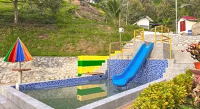 Perfect Hill View, Durian Orchard Farmstay within the mountains - Image 2