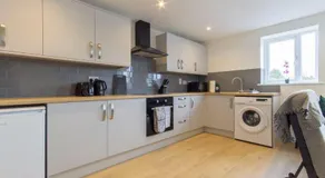 All Inn Apartments - Image 5