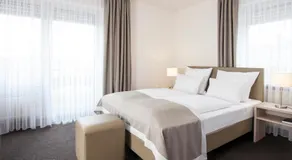 Hotel Senator München - Image 2