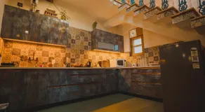 Quaint village farm stay - Image 5