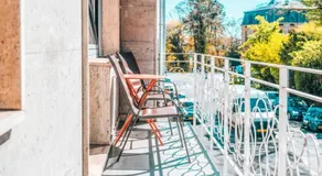 1 bedroom heart of Lux city - sleeps 5 - Image 4