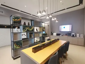 Home Inn Business Hotel - Image 2