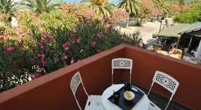 Le Petit Chateau - Image 4