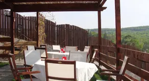 Pensiunea Taverna Bucium - Image 2