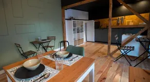 Inn Door 21 - Hostel & Suite - Image 3