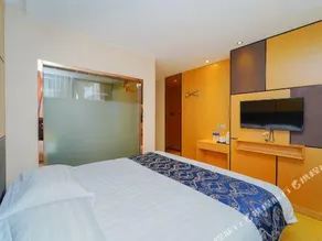 Yayue Hotel (Nanjing East Road Pedestrian Street) - Image 4
