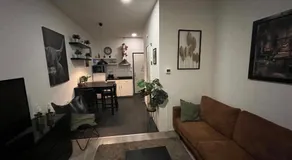 Studio E - Image 2