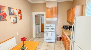 3bd Little Italy Cottage A++ Location - Image 5