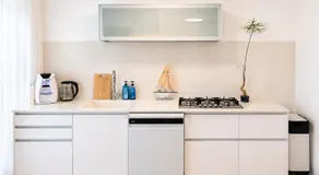 Boutique Seaview Apartment - Image 5