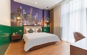 Huamanshi Hotel (Wanda Plaza Branch) - Image 2