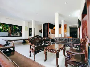 B'Lan Riverside Villa - Image 3