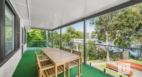 Sunset Shore Retreat - Image 3