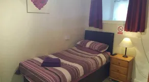 Station View Guest House - Image 4